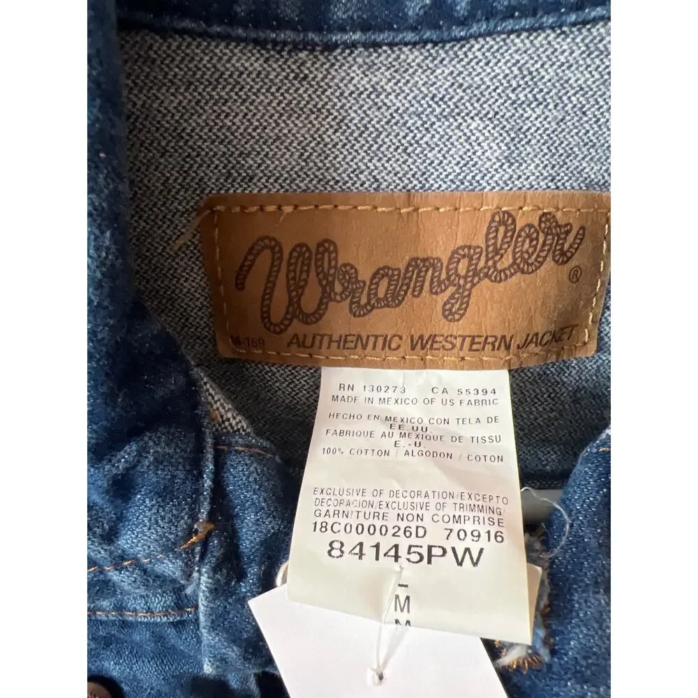 Wrangler boys medium unlined denim jacket.